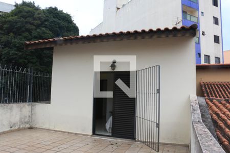 Casa à venda com 200m², 3 quartos e 2 vagasVaranda