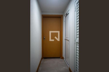 Apartamento à venda com 63m², 2 quartos e 1 vaga Apartamento à venda com 63m², 2 quartos e 1 vagaPorta do apartamento