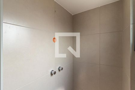 Apartamento à venda com 61m², 2 quartos e 1 vaga Apartamento à venda com 61m², 2 quartos e 1 vagaSuíte - Banheiro 1