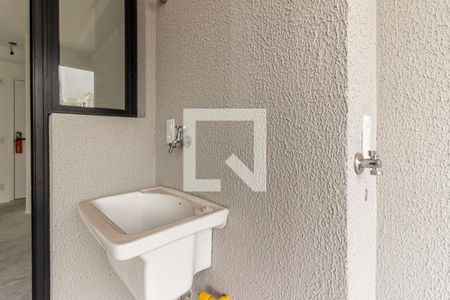 Apartamento à venda com 61m², 2 quartos e 1 vaga Apartamento à venda com 61m², 2 quartos e 1 vagaVaranda - Tanque