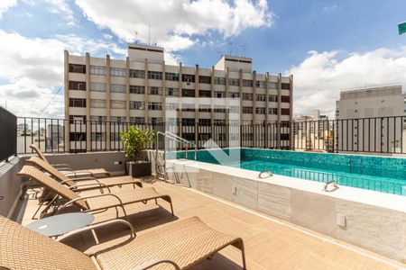 Apartamento à venda com 61m², 2 quartos e 1 vaga Apartamento à venda com 61m², 2 quartos e 1 vagaPiscina