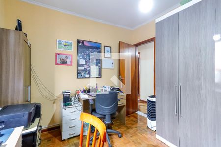 Casa à venda com 199m², 3 quartos e 9 vagasQuarto 2