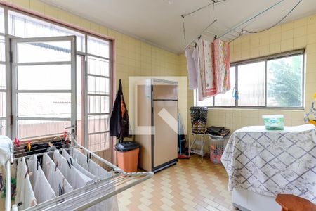 Casa à venda com 199m², 3 quartos e 9 vagasÁrea de Serviço