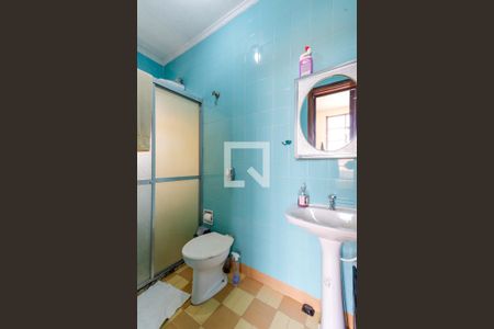 Casa à venda com 199m², 3 quartos e 9 vagasBanheiro de Serviço