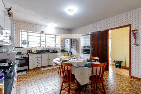 Casa à venda com 199m², 3 quartos e 9 vagasCozinha