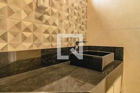 Casa à venda com 204m², 3 quartos e 1 vaga Casa à venda com 204m², 3 quartos e 1 vagaBanheiro