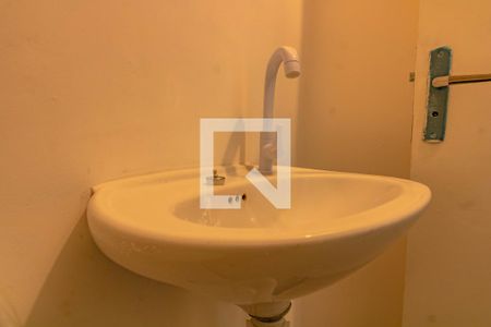 Casa à venda com 204m², 3 quartos e 1 vaga Casa à venda com 204m², 3 quartos e 1 vagaLavabo