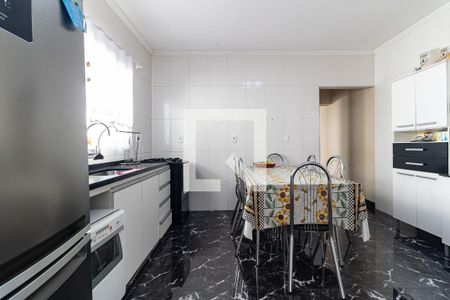 Casa à venda com 139m², 3 quartos e 2 vagas Casa à venda com 139m², 3 quartos e 2 vagasCozinha