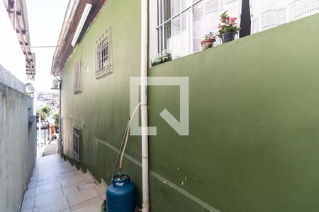 Casa à venda com 139m², 3 quartos e 2 vagas Casa à venda com 139m², 3 quartos e 2 vagasCorredor Lateral