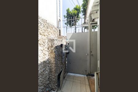 Casa à venda com 139m², 3 quartos e 2 vagas Casa à venda com 139m², 3 quartos e 2 vagasEntrada