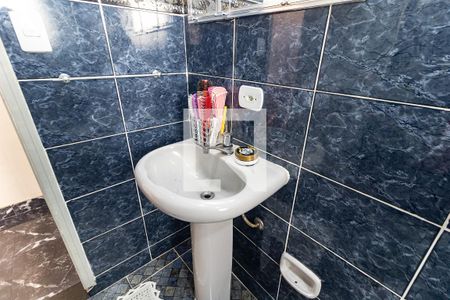 Casa à venda com 139m², 3 quartos e 2 vagas Casa à venda com 139m², 3 quartos e 2 vagasBanheiro