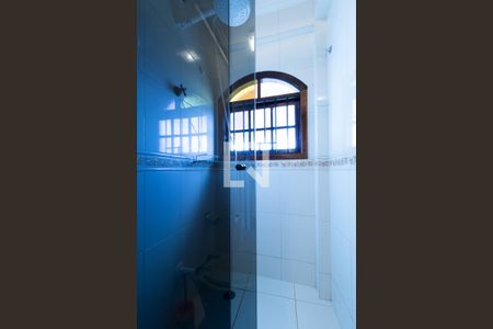 Casa à venda com 232m², 2 quartos e 3 vagasBanheiro Suite 2