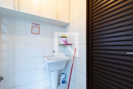 Casa à venda com 232m², 2 quartos e 3 vagasÁrea de Serviço