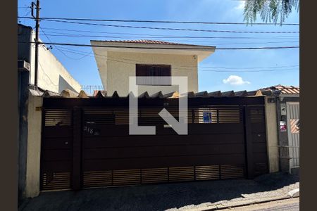 Casa à venda com 232m², 2 quartos e 3 vagasFachada