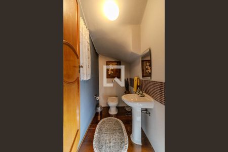 Casa à venda com 450m², 3 quartos e 3 vagasLavabo