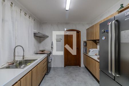 Casa à venda com 450m², 3 quartos e 3 vagasCozinha