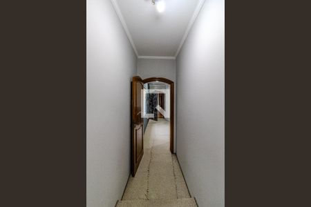 Casa à venda com 450m², 3 quartos e 3 vagasCorredor