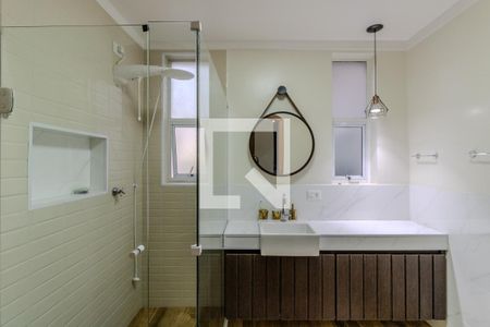 Casa à venda com 450m², 3 quartos e 3 vagasBanheiro da Suíte 3