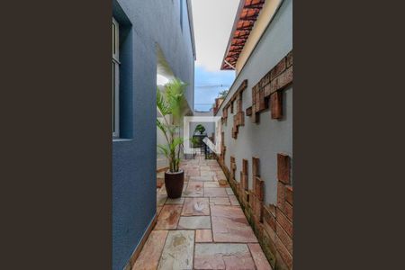 Casa à venda com 450m², 3 quartos e 3 vagasQuintal