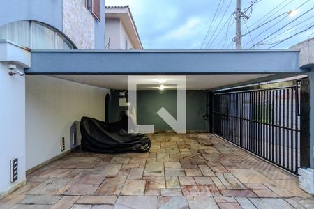 Casa à venda com 450m², 3 quartos e 3 vagasGaragem