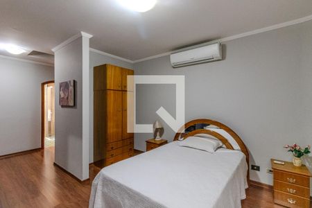 Casa à venda com 450m², 3 quartos e 3 vagasSuite 2