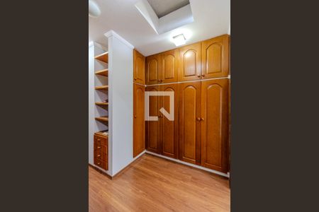 Casa à venda com 450m², 3 quartos e 3 vagasSuite 3