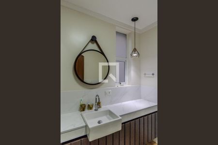 Casa à venda com 450m², 3 quartos e 3 vagasBanheiro da Suíte 3