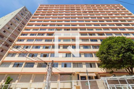 Apartamento à venda com 57m², 1 quarto e sem vaga Apartamento à venda com 57m², 1 quarto e sem vagaFachada