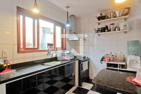 Casa de condomínio à venda com 128m², 2 quartos e 2 vagasCozinha