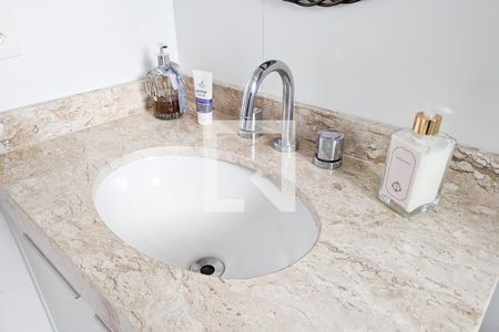 Apartamento à venda com 118m², 3 quartos e 2 vagasBanheiro da suíte 3