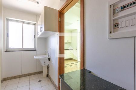 Apartamento à venda com 107m², 3 quartos e 2 vagas Apartamento à venda com 107m², 3 quartos e 2 vagasÁrea de Serviço