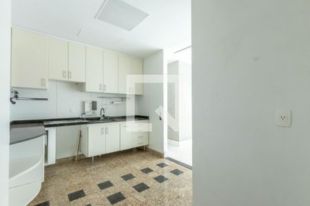 Apartamento à venda com 107m², 3 quartos e 2 vagas Apartamento à venda com 107m², 3 quartos e 2 vagasCozinha