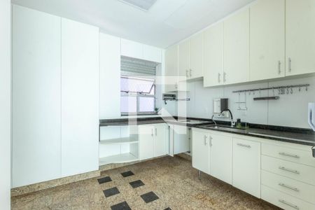 Apartamento à venda com 107m², 3 quartos e 2 vagas Apartamento à venda com 107m², 3 quartos e 2 vagasCozinha
