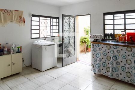 Casa à venda com 431m², 3 quartos e 2 vagas Casa à venda com 431m², 3 quartos e 2 vagasÁrea de serviço