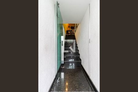 Casa à venda com 431m², 3 quartos e 2 vagas Casa à venda com 431m², 3 quartos e 2 vagasCasa 1 - Entrada