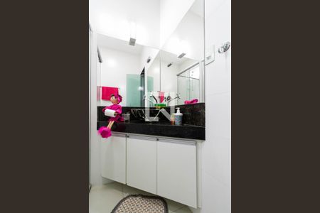 Casa à venda com 431m², 3 quartos e 2 vagas Casa à venda com 431m², 3 quartos e 2 vagasCasa 1 - Banheiro social