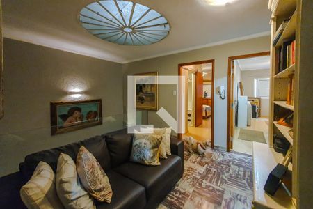 Casa à venda com 320m², 5 quartos e 4 vagascorredor