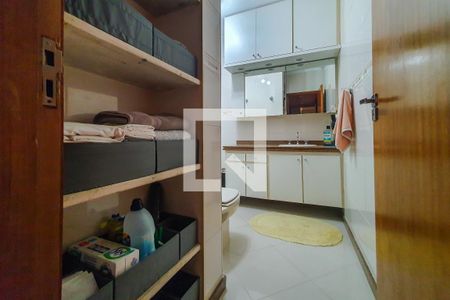 Casa à venda com 320m², 5 quartos e 4 vagasquarto 3 suite banheiro