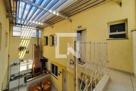 Casa à venda com 320m², 5 quartos e 4 vagasquintal churrasqueira