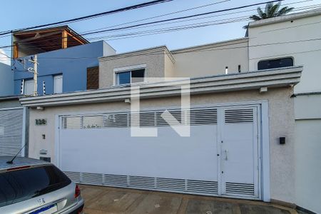 Casa à venda com 320m², 5 quartos e 4 vagasFachada do Prédio