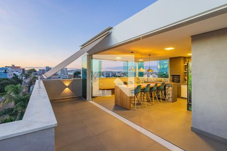 Apartamento à venda com 150m², 3 quartos e 2 vagas Apartamento à venda com 150m², 3 quartos e 2 vagasCobertura