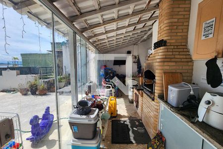 Apartamento à venda com 215m², 3 quartos e sem vaga Apartamento à venda com 215m², 3 quartos e sem vagaÁrea superior