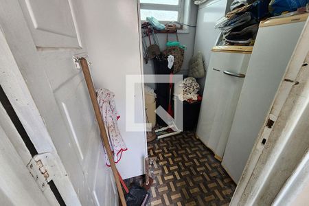 Apartamento à venda com 215m², 3 quartos e sem vaga Apartamento à venda com 215m², 3 quartos e sem vagaQuarto de Serviço