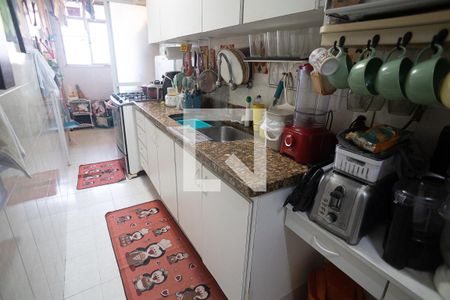 Apartamento à venda com 197m², 3 quartos e 2 vagas Apartamento à venda com 197m², 3 quartos e 2 vagasCozinha