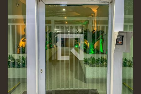 Apartamento à venda com 197m², 3 quartos e 2 vagas Apartamento à venda com 197m², 3 quartos e 2 vagasFachada