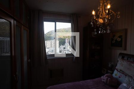 Apartamento à venda com 197m², 3 quartos e 2 vagas Apartamento à venda com 197m², 3 quartos e 2 vagasQuarto 1