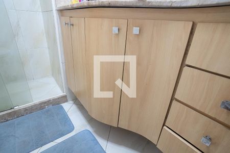 Apartamento à venda com 197m², 3 quartos e 2 vagas Apartamento à venda com 197m², 3 quartos e 2 vagasBanheiro Quarto 1