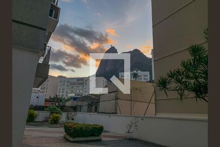 Apartamento à venda com 197m², 3 quartos e 2 vagas Apartamento à venda com 197m², 3 quartos e 2 vagasÁrea comum