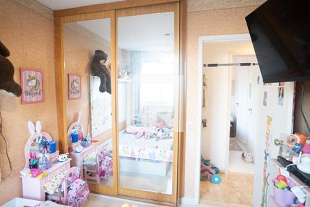 Apartamento à venda com 197m², 3 quartos e 2 vagas Apartamento à venda com 197m², 3 quartos e 2 vagas Quarto 3