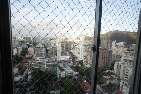 Apartamento à venda com 197m², 3 quartos e 2 vagas Apartamento à venda com 197m², 3 quartos e 2 vagasVista do Quarto 3